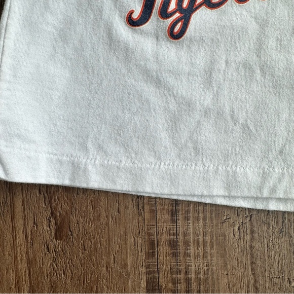 Vintage single stitch Detroit White Tigers T-Shirt and Blue Orange Shorts Set - Picture 5 of 7